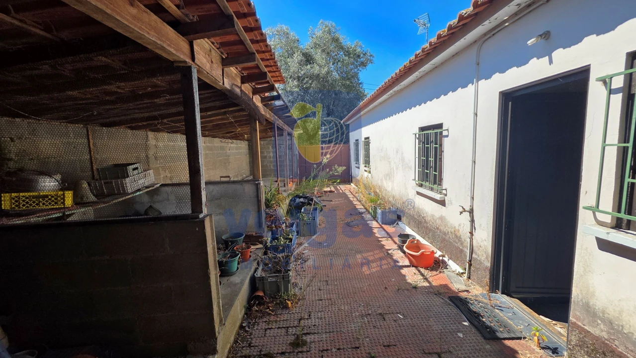 Moradia T4 para Venda em Monte Real e Carvide Foto 12