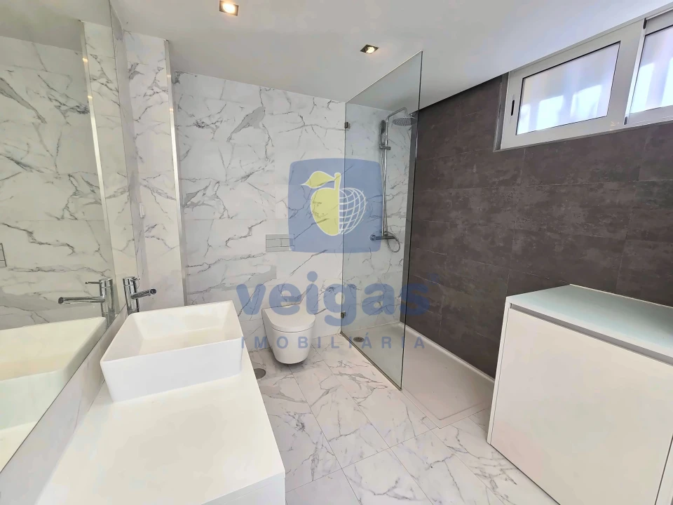Apartamento T2 para Venda em Alcantara Foto 10