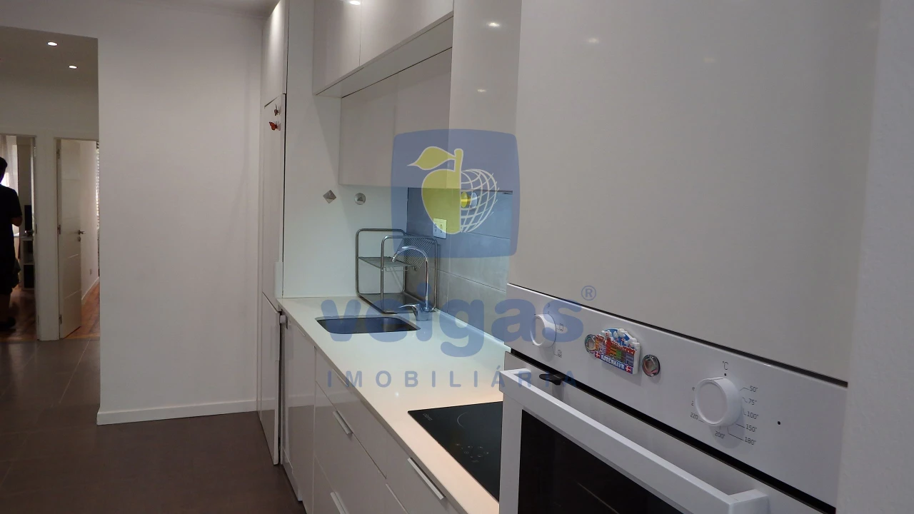 Apartamento T3 para Venda em Arroios Foto 4