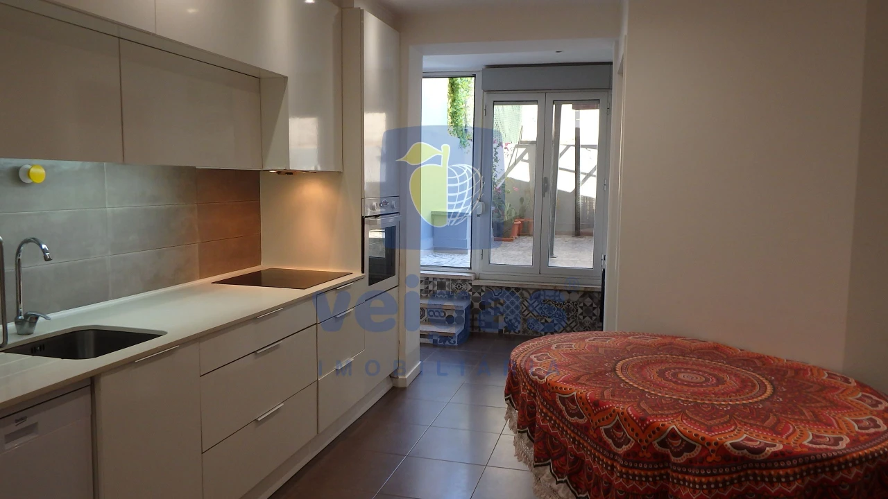 Apartamento T3 para Venda em Arroios Foto 2