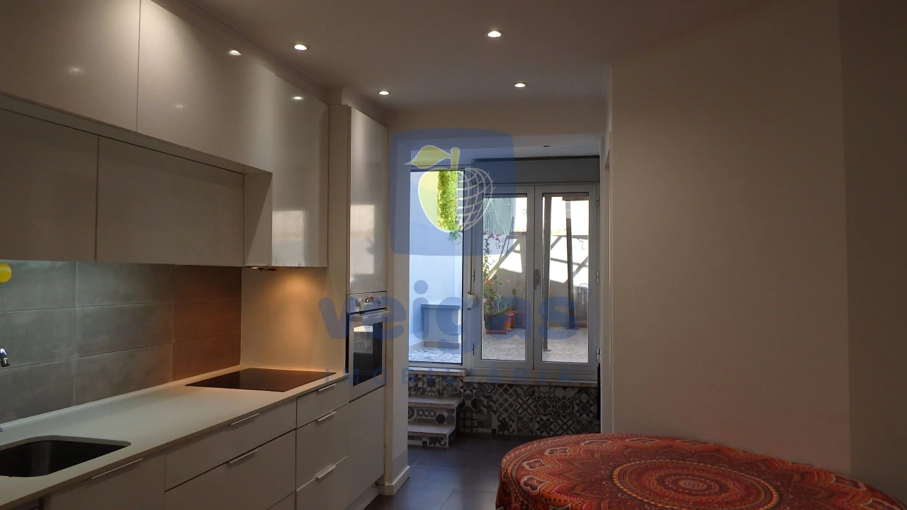Apartamento T3 para Venda em Arroios Foto 3