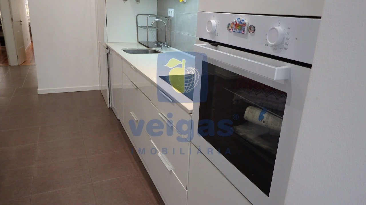 Apartamento T3 para Venda em Arroios Foto 1