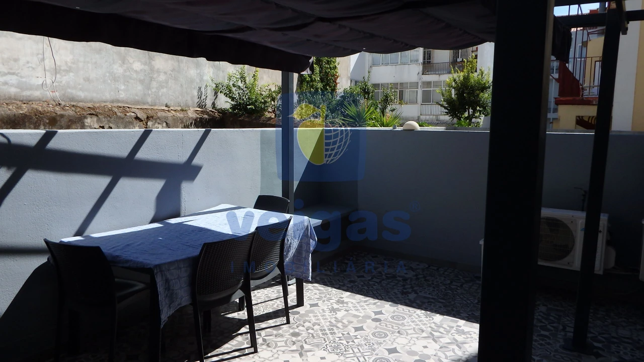 Apartamento T3 para Venda em Arroios Foto 5