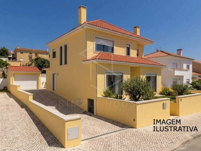 Moradia T4 para Venda em Rio Maior Foto 2