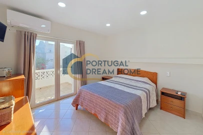 Moradia T2 para Venda em Albufeira e Olhos de Água