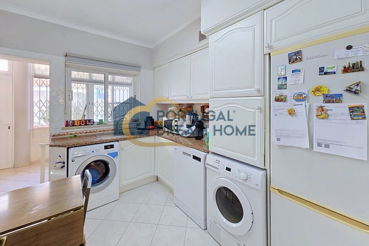 Moradia T2 para Venda em Albufeira e Olhos de Água Foto 7