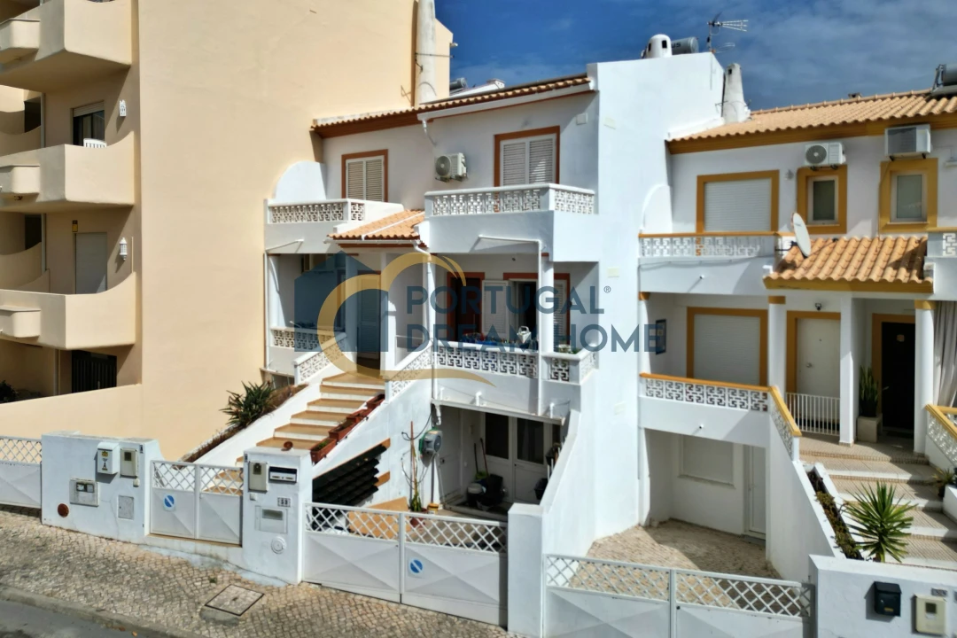 Moradia T2 para Venda em Albufeira e Olhos de Água Foto 2