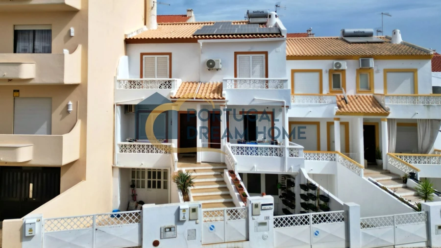 Moradia T2 para Venda em Albufeira e Olhos de Água