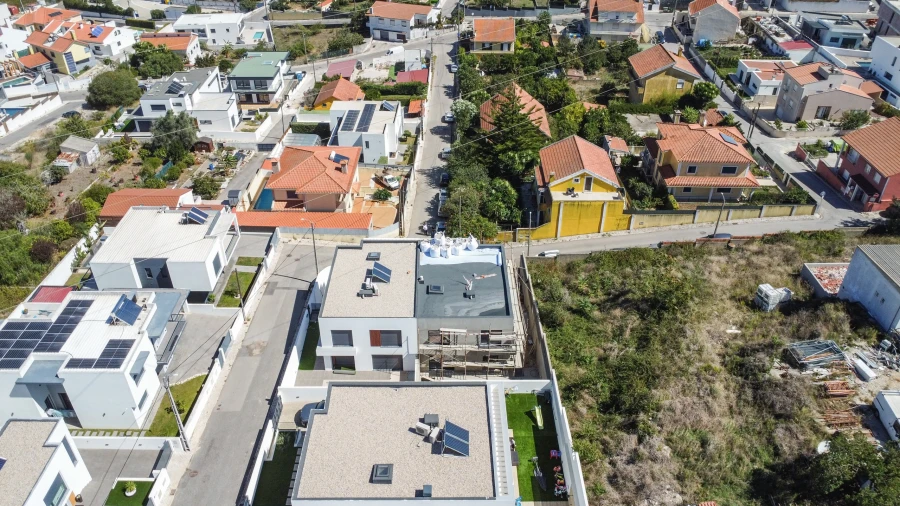 Moradia T4 para Venda em Agualva e Mira-Sintra Foto 44