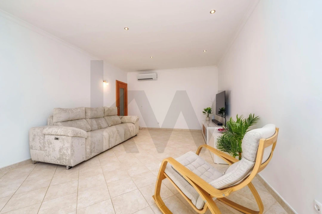 Apartamento T3 para Venda em Albufeira e Olhos de Água Foto 7