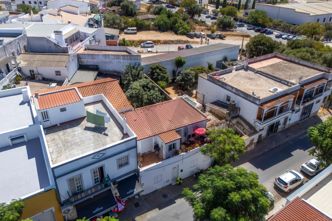 Moradia T2 para Venda em Faro (Sé e São Pedro) Foto 57