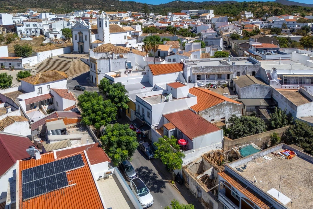 Moradia T2 para Venda em Faro (Sé e São Pedro) Foto 63