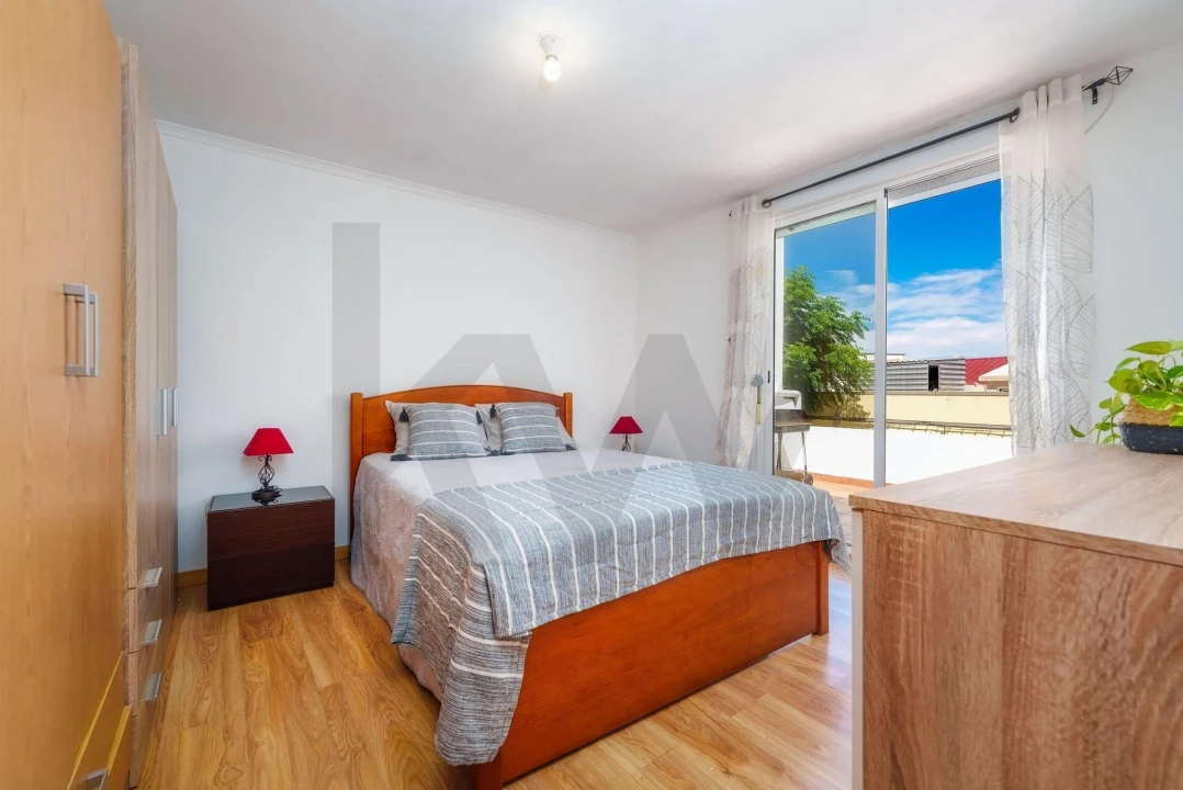 Moradia T2 para Venda em Faro (Sé e São Pedro) Foto 45