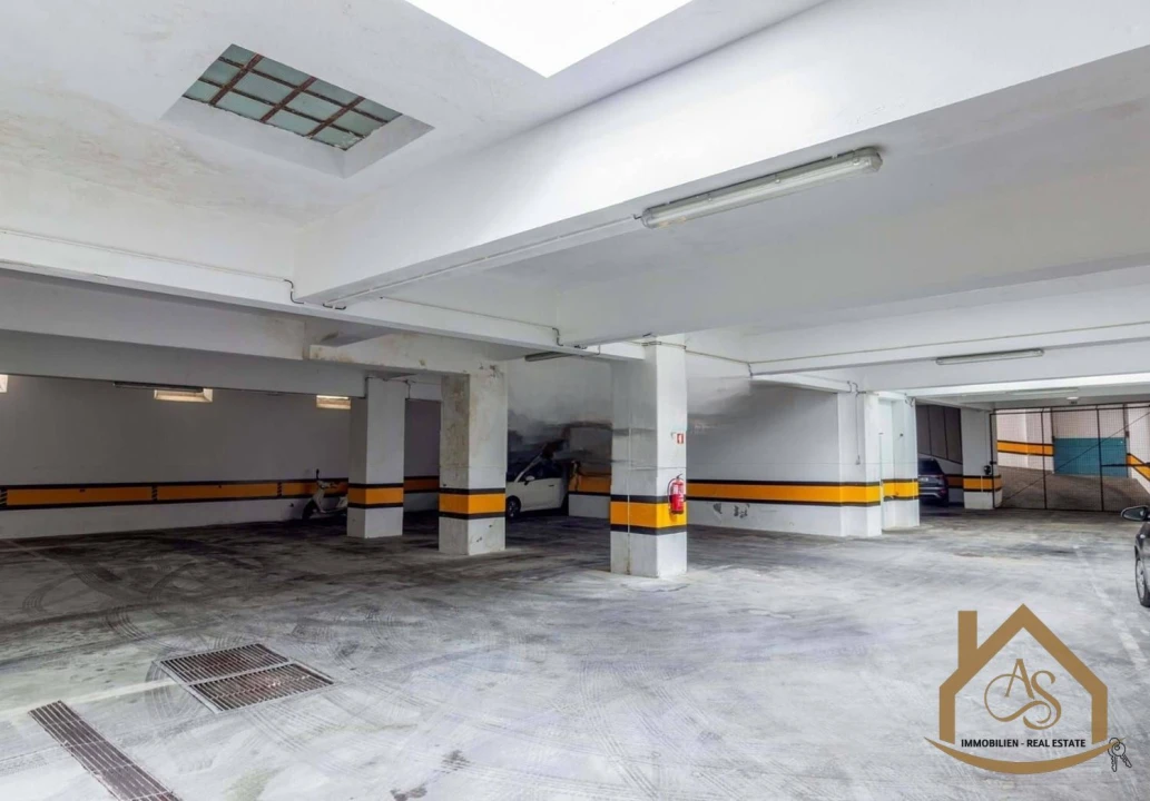 Negócio para Venda em Lagos (São Sebastião e Santa Maria) Foto 2