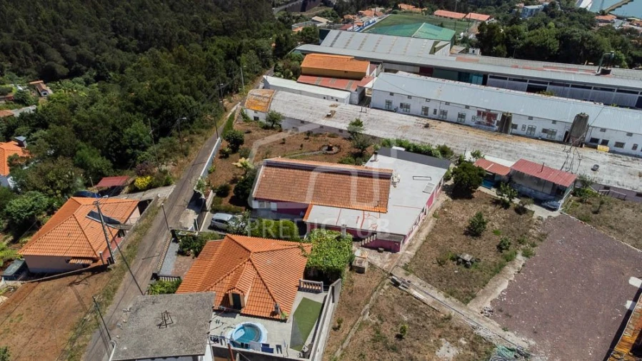 Terreno para Venda em Camacha Foto 6