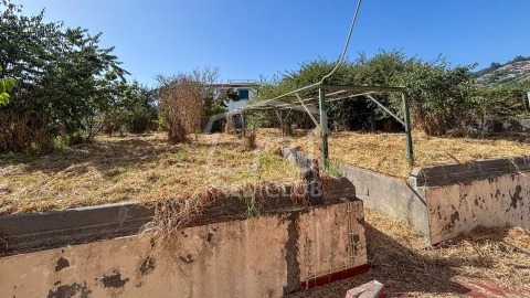 Moradia T4 para Venda em Santo Antonio