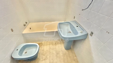 Moradia T4 para Venda em Santo Antonio
