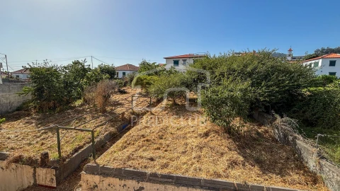 Moradia T4 para Venda em Santo Antonio