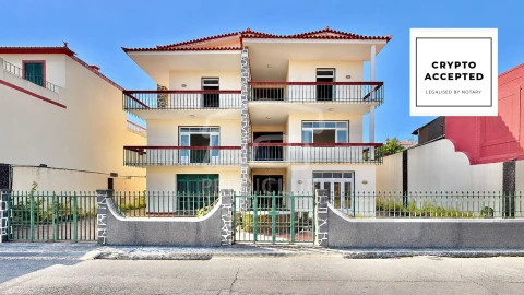 Moradia T4 para Venda em Santo Antonio