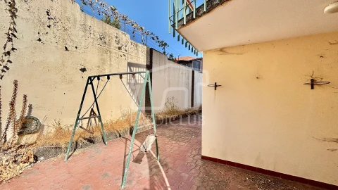 Moradia T4 para Venda em Santo Antonio