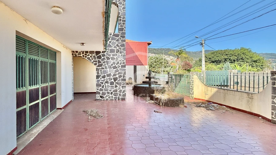 Moradia T4 para Venda em Santo Antonio Foto 36