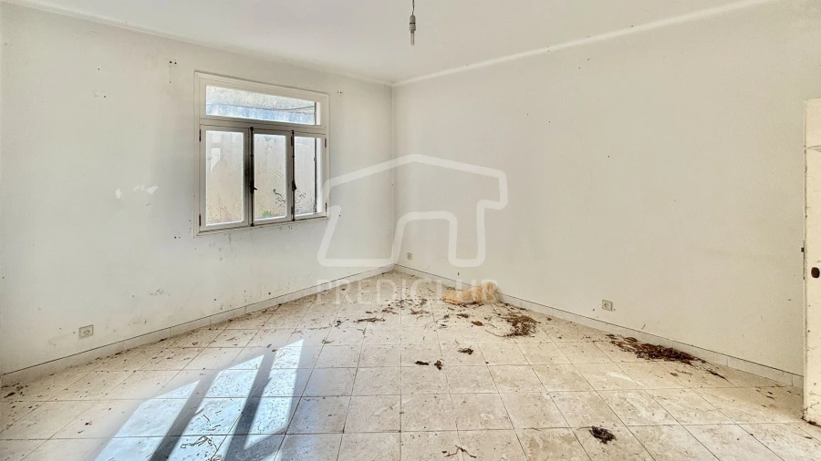 Moradia T4 para Venda em Santo Antonio Foto 31