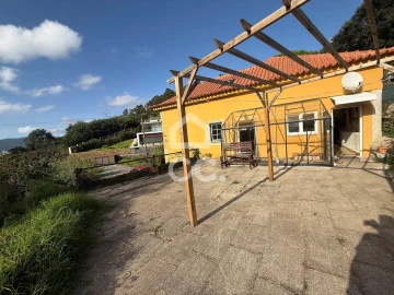 Moradia T5 para Venda em Seixas