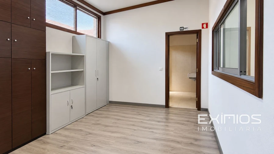 Armazém para Venda em Junqueira Foto 9