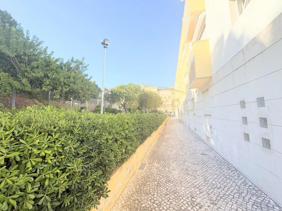 Apartamento T2 para Venda em Santa Iria de Azoia, São João da Talha e Bobadela Foto 33