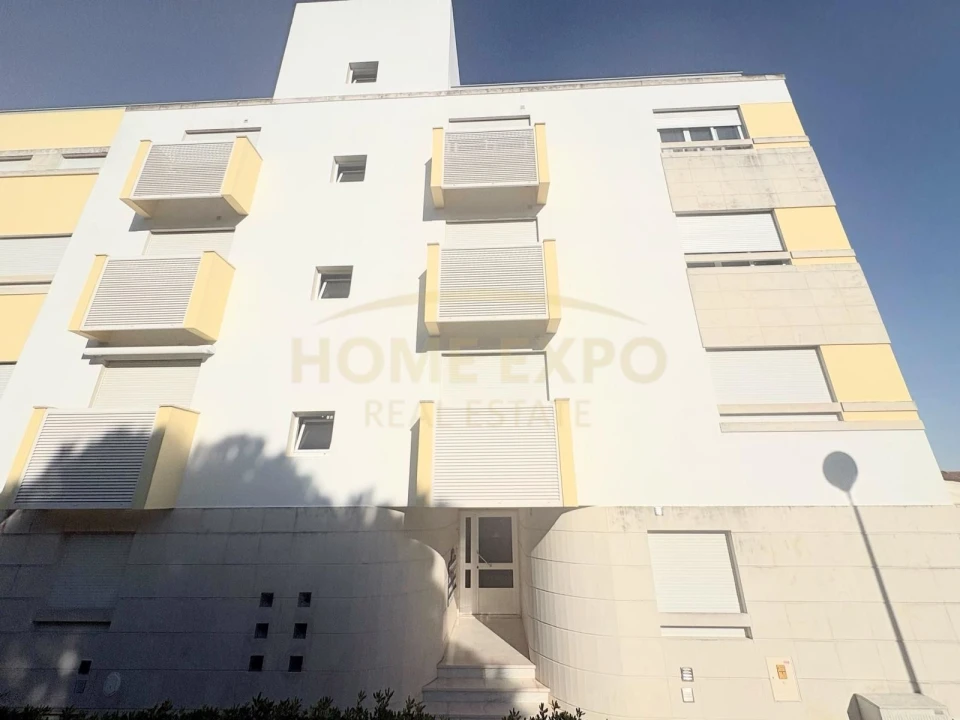 Apartamento T2 para Venda em Santa Iria de Azoia, São João da Talha e Bobadela Foto 35
