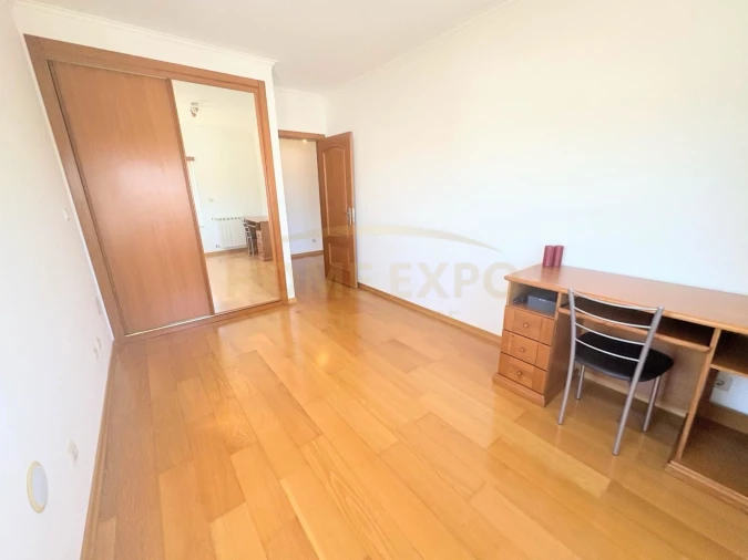 Apartamento T2 para Venda em Santa Iria de Azoia, São João da Talha e Bobadela Foto 10