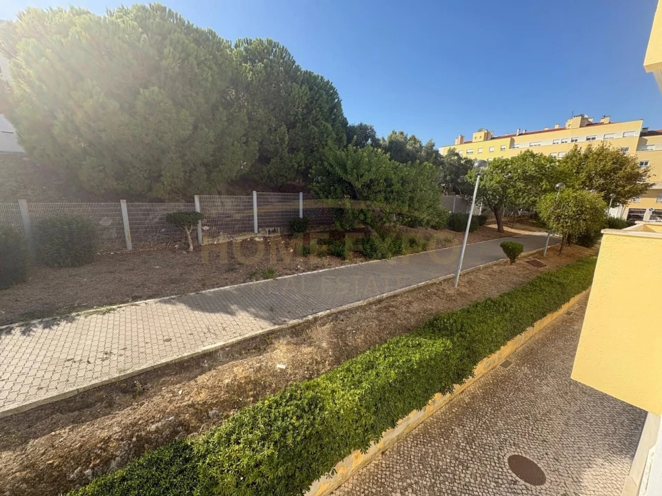 Apartamento T2 para Venda em Santa Iria de Azoia, São João da Talha e Bobadela Foto 16