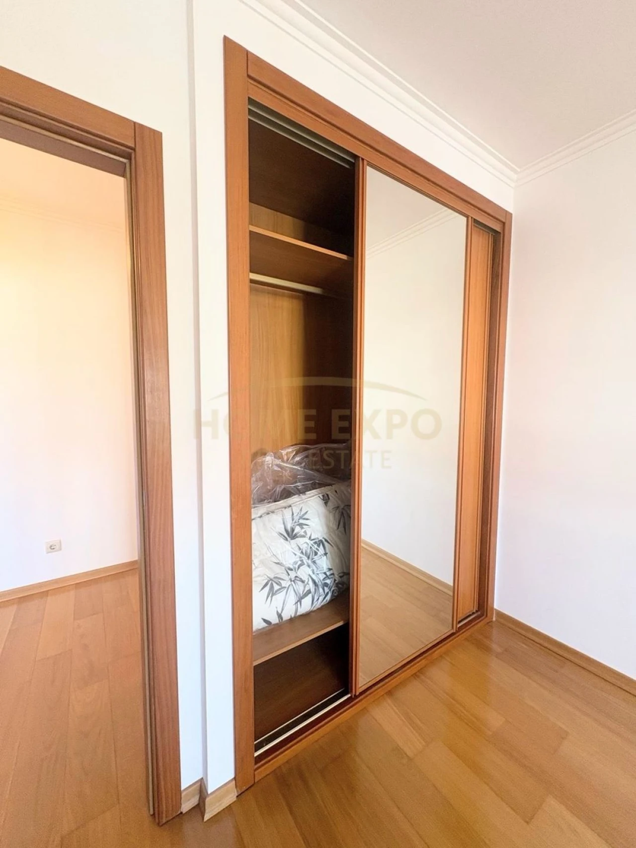 Apartamento T2 para Venda em Santa Iria de Azoia, São João da Talha e Bobadela Foto 24