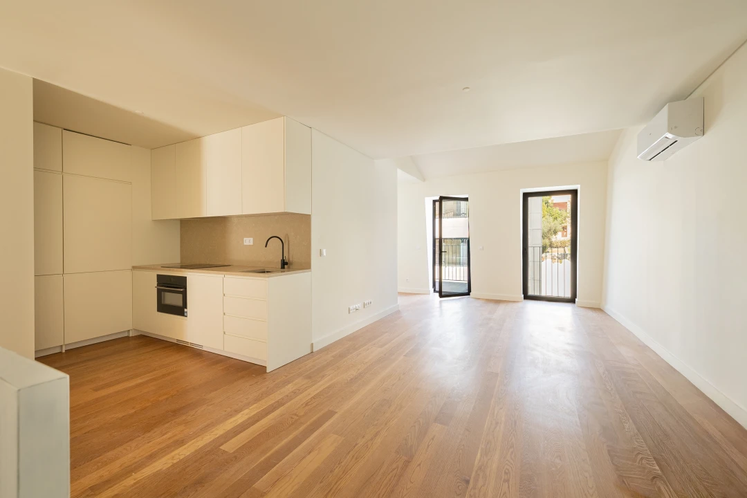 Apartamento T3 para Venda em Santo António Foto 1