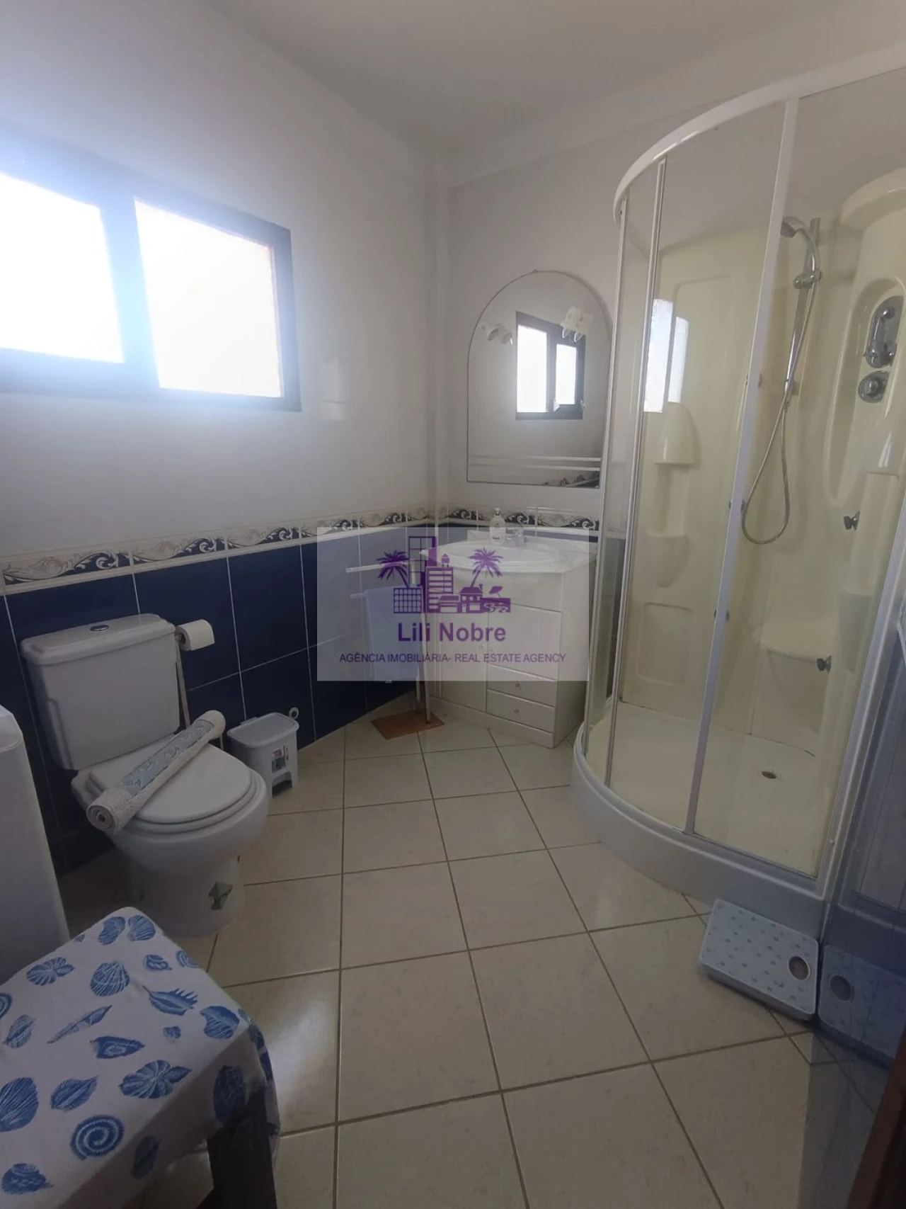 Apartamento T1 para Venda em Quarteira Foto 12
