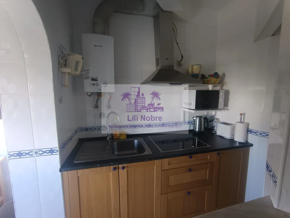 Apartamento T1 para Venda em Quarteira Foto 11