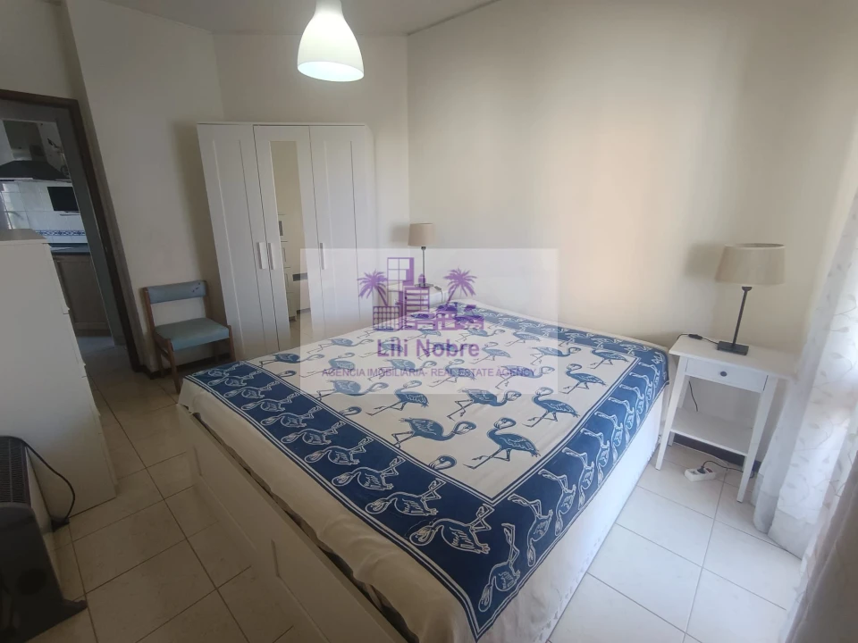 Apartamento T1 para Venda em Quarteira Foto 19