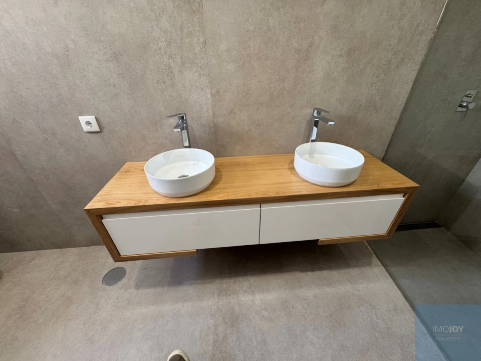 Moradia T4 para Venda em São Felix da Marinha Foto 20