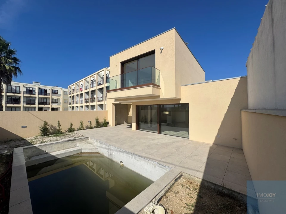 Moradia T4 para Venda em São Felix da Marinha Foto 34
