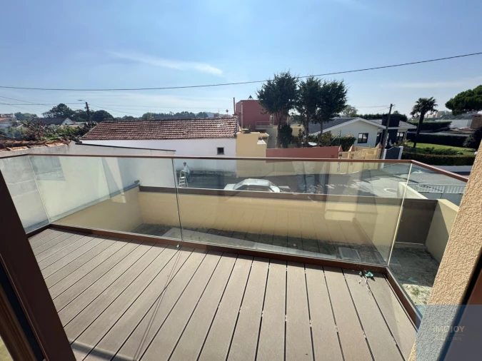 Moradia T4 para Venda em São Felix da Marinha Foto 23
