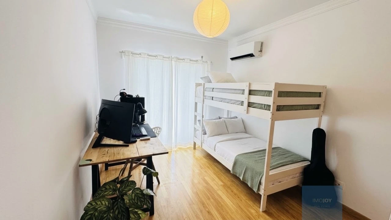 Apartamento T2 para Venda em Portimão Foto 17