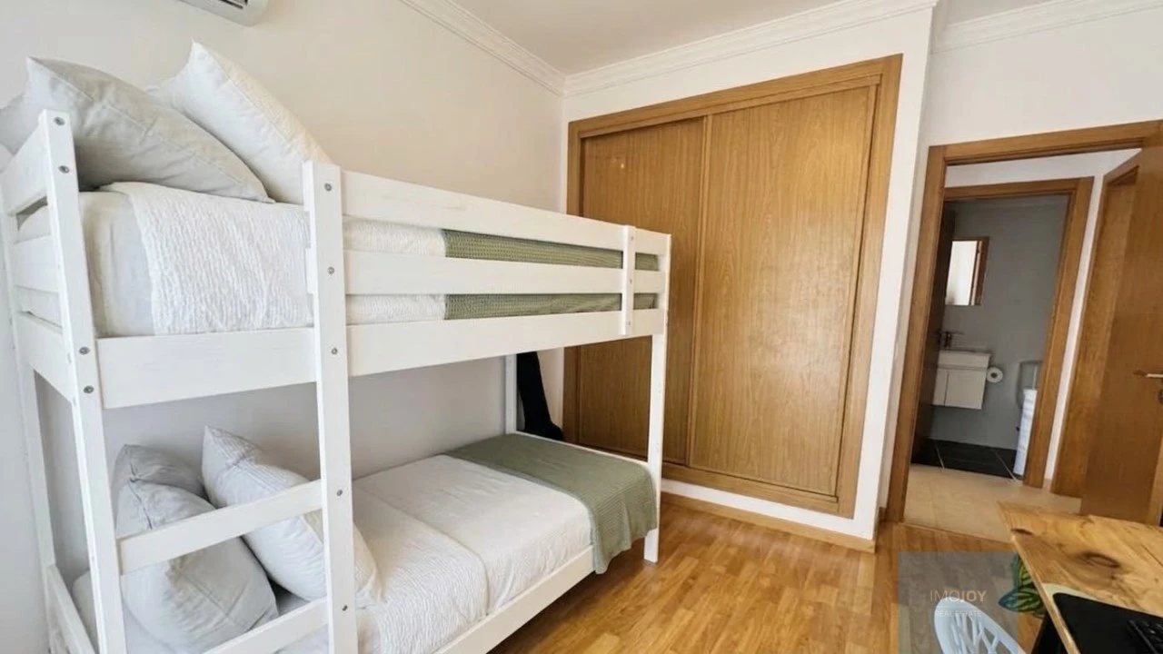 Apartamento T2 para Venda em Portimão Foto 18