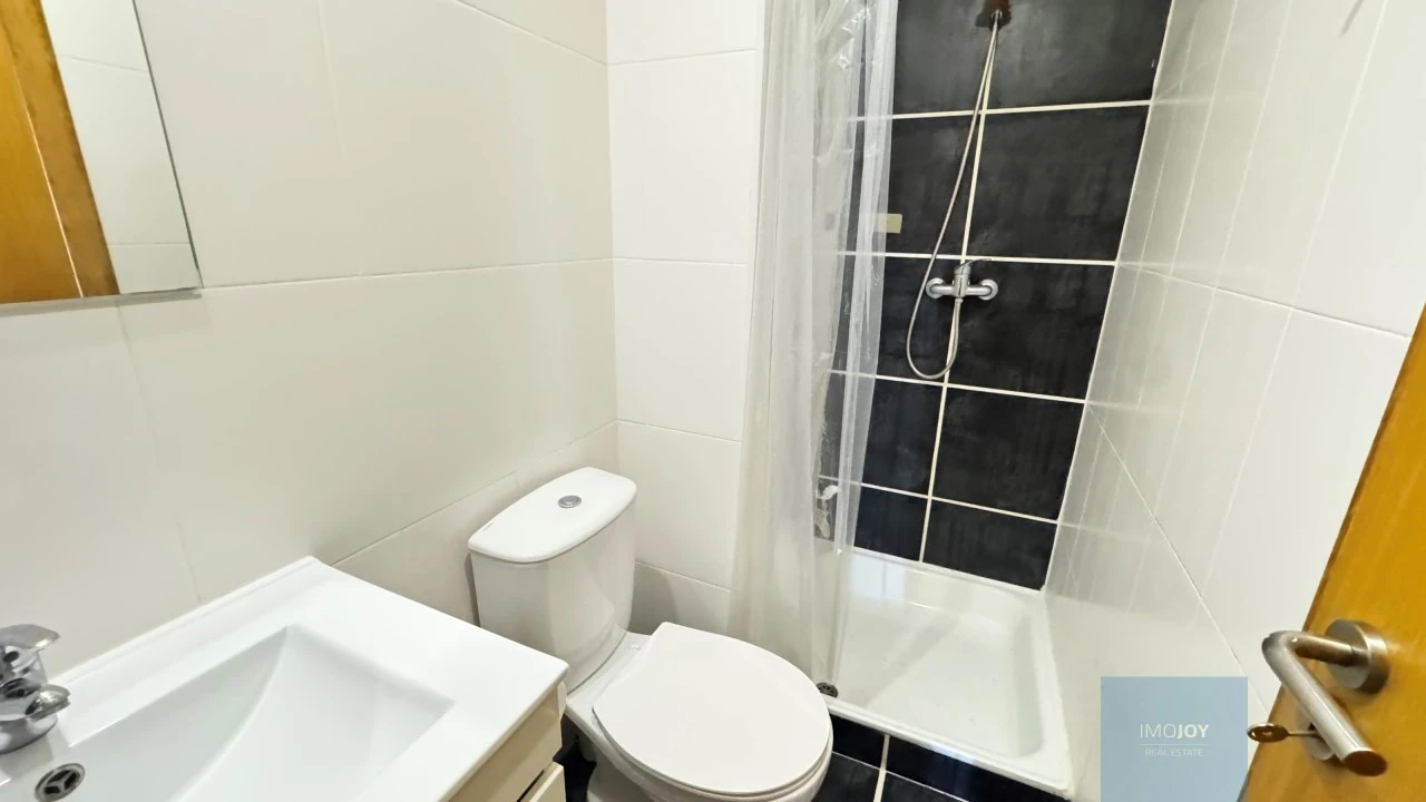 Apartamento T2 para Venda em Portimão Foto 19