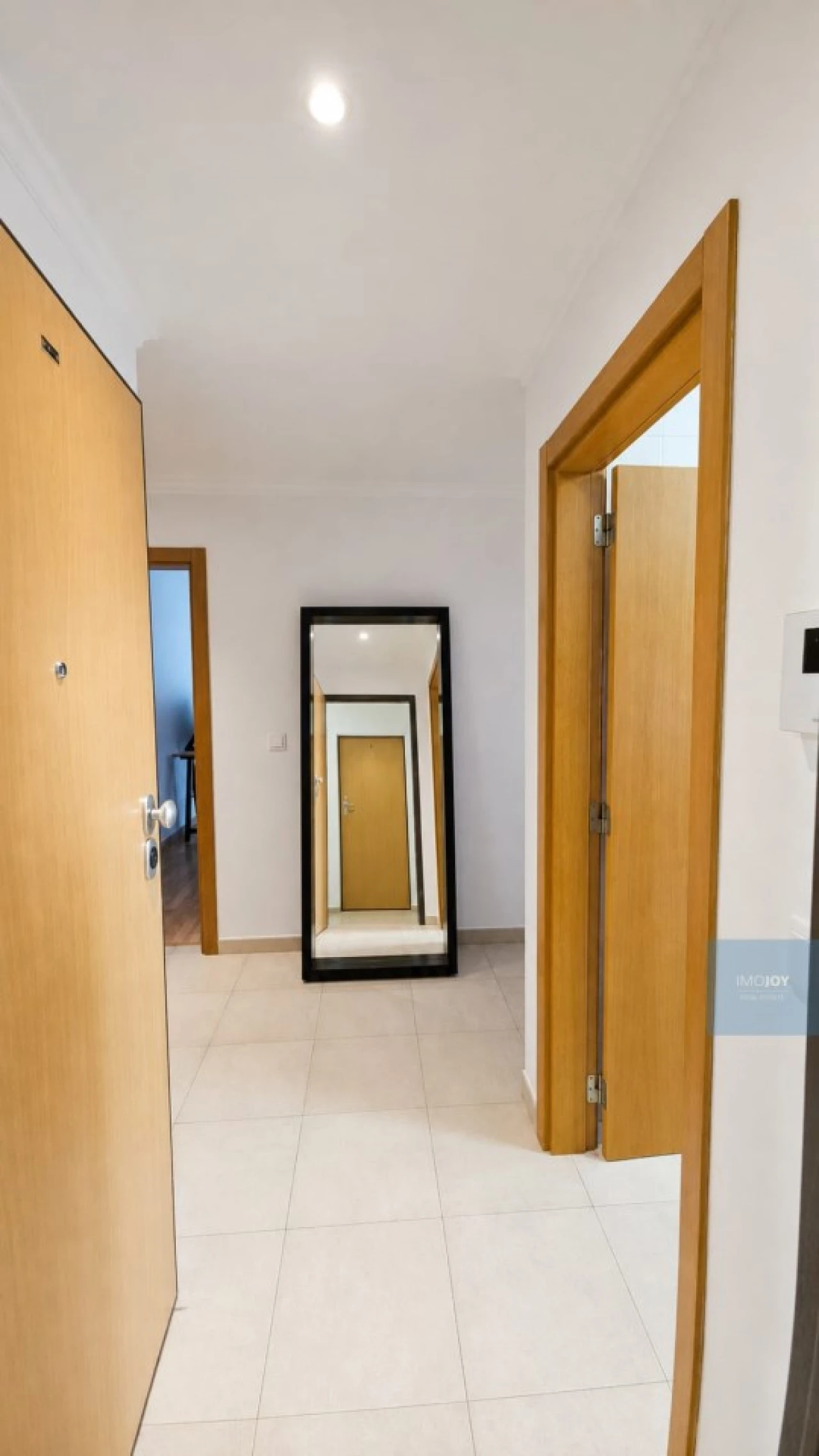 Apartamento T2 para Venda em Portimão Foto 9