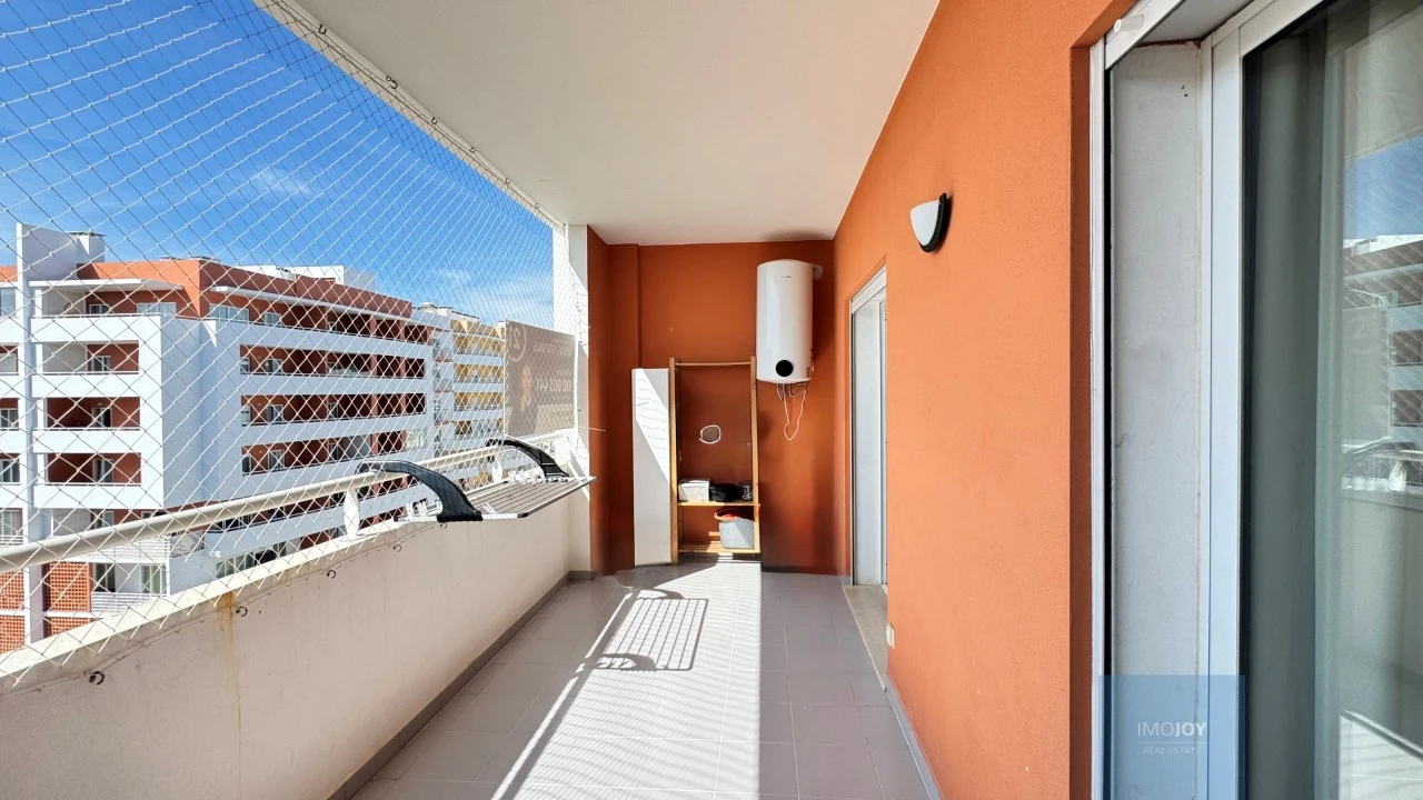 Apartamento T2 para Venda em Portimão Foto 28
