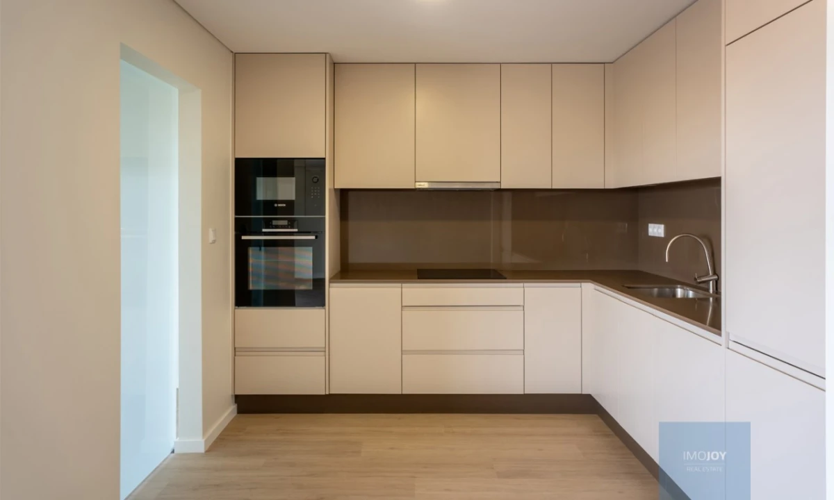Apartamento T3 para Venda em Santa Marinha e São Pedro da Afurada Foto 1
