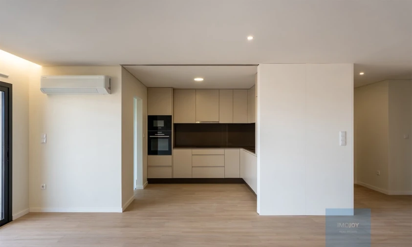 Apartamento T3 para Venda em Santa Marinha e São Pedro da Afurada Foto 2