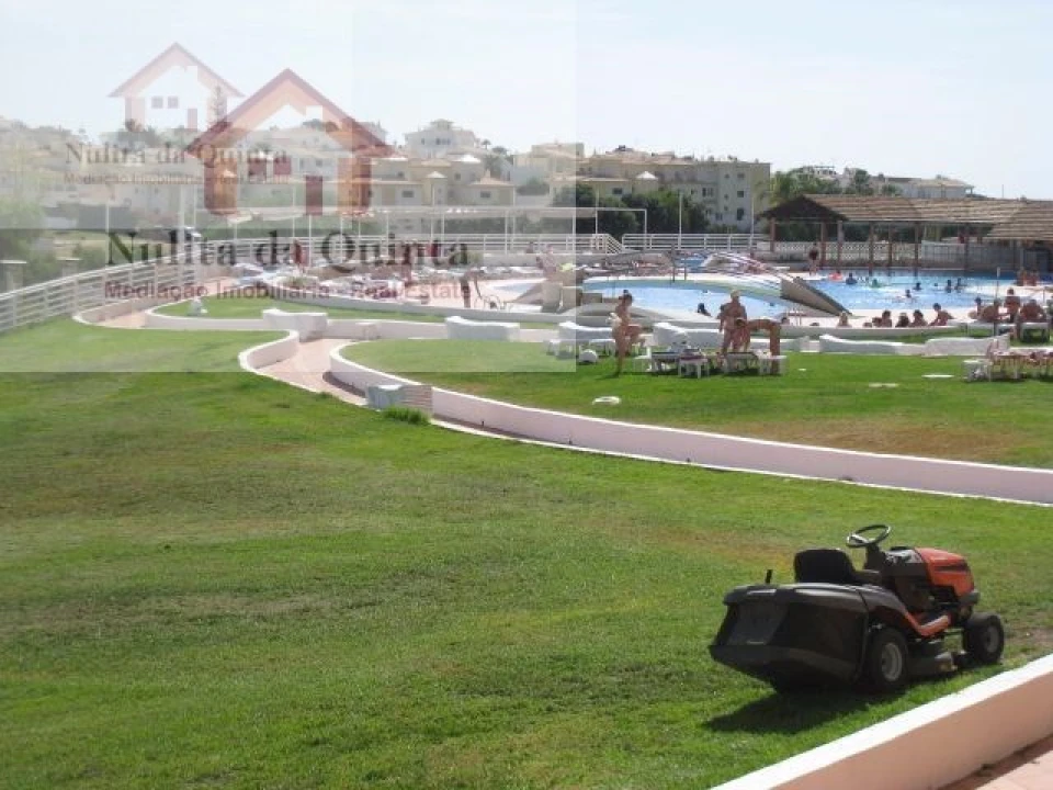 Apartamento T1 para Venda em Albufeira e Olhos de Água Foto 11
