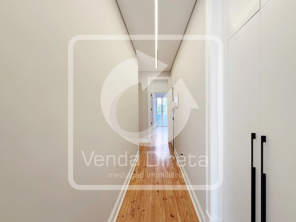 Apartamento T3 para Venda em Areeiro Foto 23