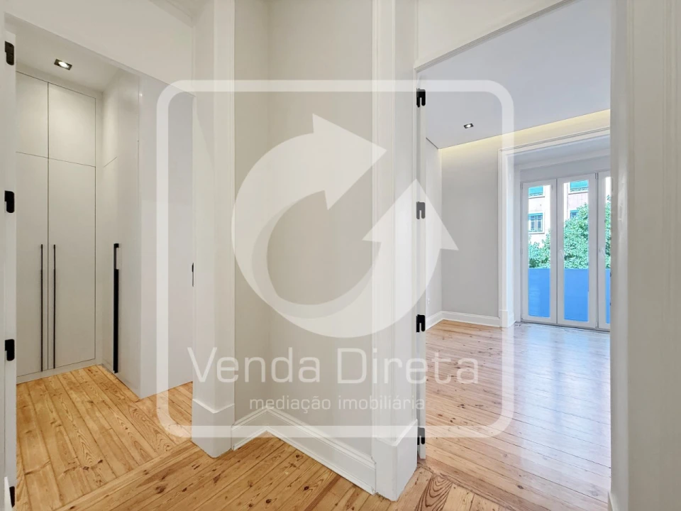 Apartamento T3 para Venda em Areeiro Foto 24